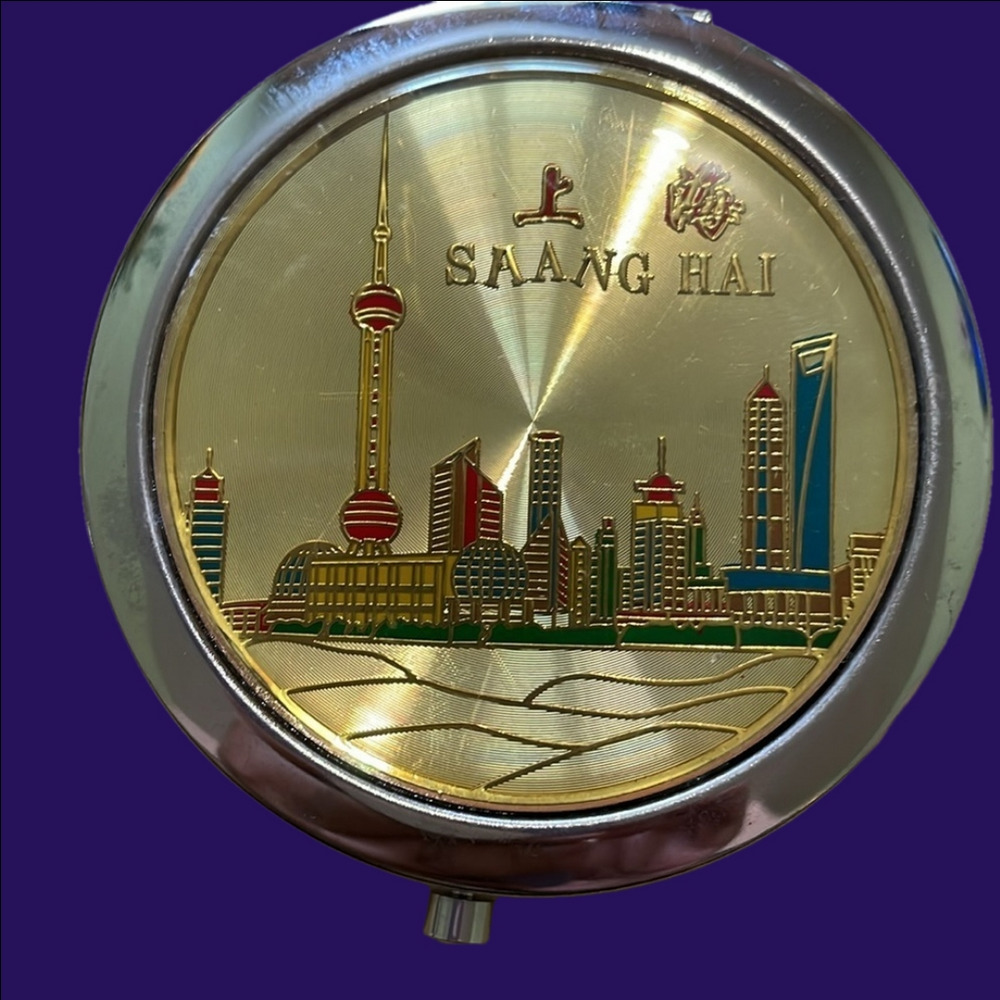 VINTAGE SHANG HAI Compact Mirror Sliver Gold diameter 3 in